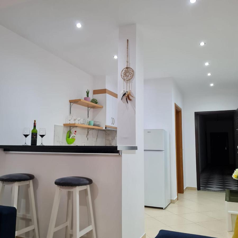 Studio By The Beach - Влёра Экстерьер фото