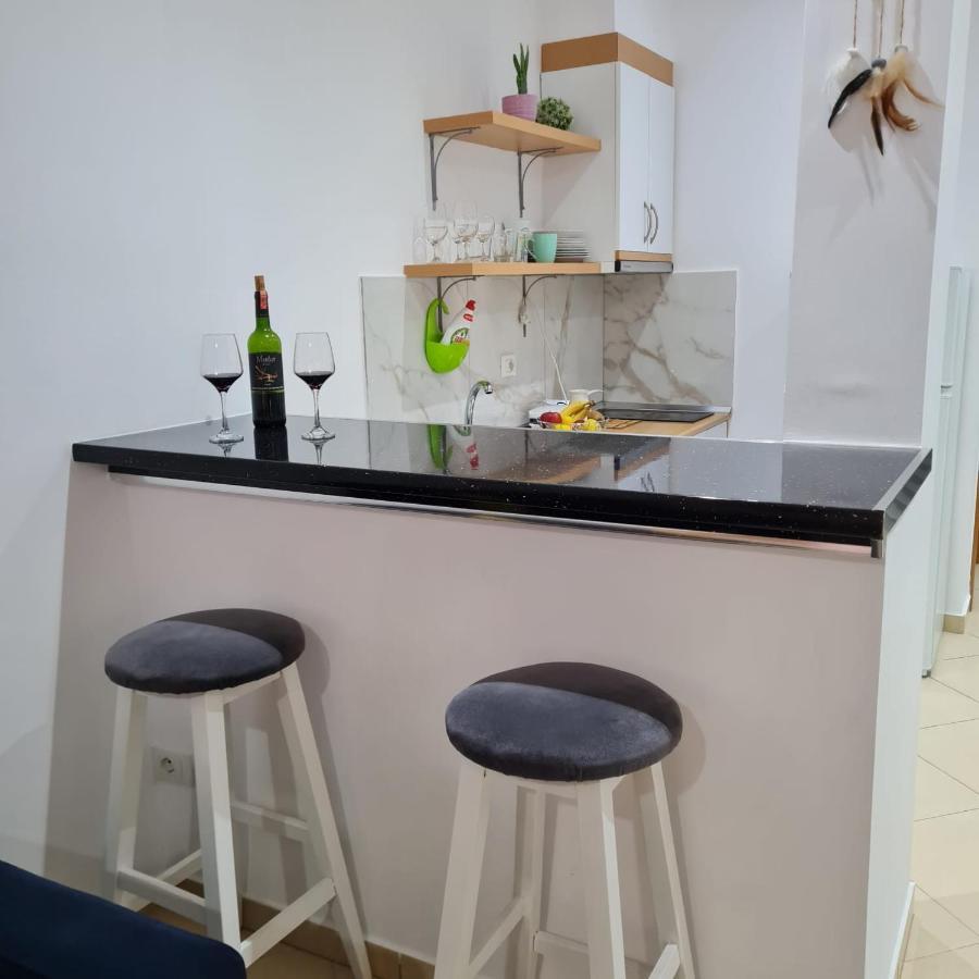 Studio By The Beach - Влёра Экстерьер фото
